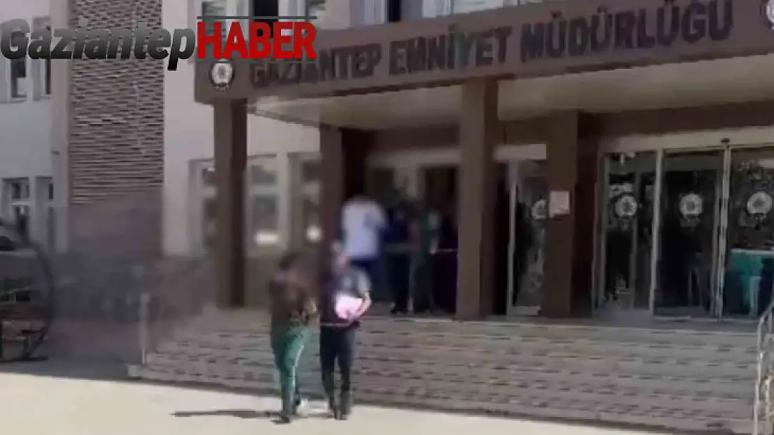 Vatandaşı 8 bin dolar dolandıran 4 şüpheli yakalandı