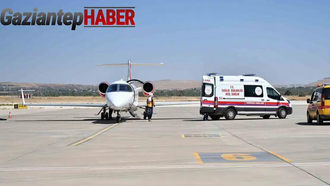 Yenidoğan bebek, ambulans uçakla Gaziantep'ten İstanbul'a sevk edildi