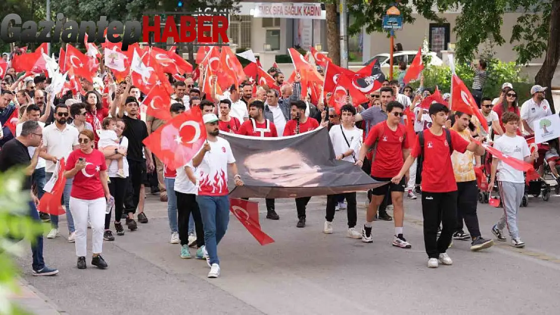 Yılmaz'dan fener alayına davet