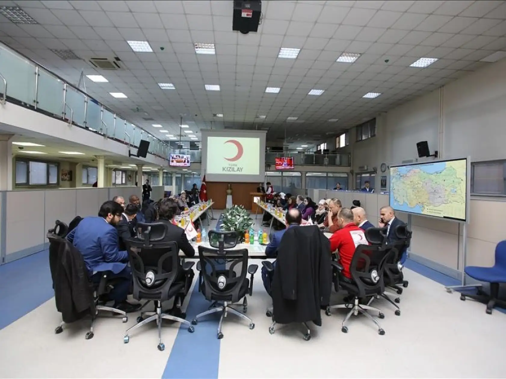 Yabancı Akademisyenlerden Kızılay'a Ziyaret