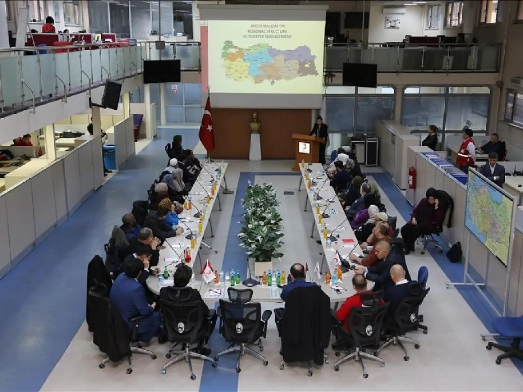 Yabancı Akademisyenlerden Kızılay'a Ziyaret