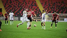 Trendyol Süper Lig: Gaziantep FK: 0 - Eyüpspor: 1 (İlk yarı)