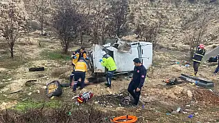 Kontrolden çıkarak şarampole uçan otomobilin sürücüsü hayatını kaybetti