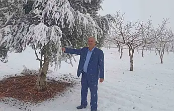 Araban'da kar yağışları çiftçiler, zeytin ve Antepfıstığı üreticilerinin yüzünü güldürdü
