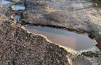 Araban Elif Mahallesi ile Yavuzeli Rumkale yoluna yenileme talebi