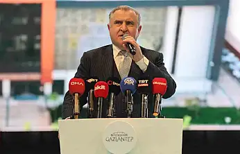 Bakan Dr. Osman Aşkın Bak: 'Çocuklarımız ve gençlerimiz abur cuburdan uzak dursun'