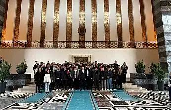 Başkan Yılmaz, gençleri başkentte karşıladı