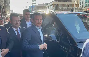CHP Genel Başkanı Özel Gaziantep'te partililerle bir araya geldi