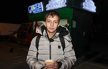 Gaziantep Büyükşehir, 39 noktada sabahı sıcak çorba ile karşılıyor