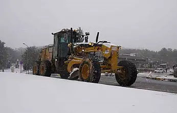 Gaziantep Büyükşehir, kar yağışına yönelik tüm aşamalarda sahada