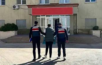 Gaziantep'te 11'er yıl hapis cezasıyla aranan 3 şahsı jandarma yakaladı