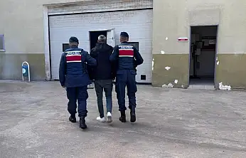 Gaziantep'te aranan 5 şahsı jandarma yakaladı