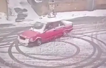 Gaziantep'te drift yaparak tehlike saçan sürücü ve araç sahibine ceza