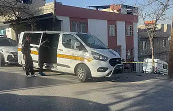 Gaziantep'te eski koca dehşeti: Boşandığı eşini bıçakla öldürdükten sonra kendisini ağır yaraladı
