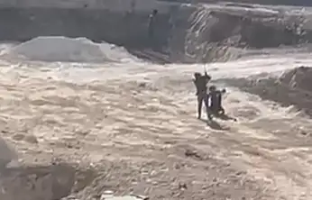 Gaziantep'te tepki çeken görüntü: Çocuk işçiye inşaat alanında darp