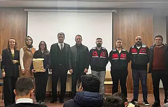 Jandarmadan öğrencilere sosyal medya güvenlik eğitimi