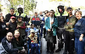 Jandarmadan özel ihtiyaçlı çocuklara anlamlı ziyaret