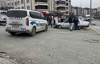 Kaza sonrası savrulan otomobil 4 yaşındaki çocuğa çarptı