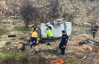 Kontrolden çıkarak şarampole uçan otomobilin sürücüsü hayatını kaybetti