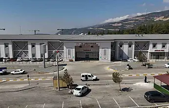 Nurdağı'nda çelik konstrüksiyonlu hastane 9 ayda tamamlandı, deprem bölgesine nefes oldu