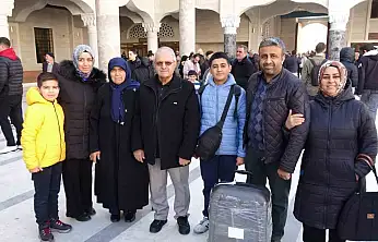 Şahinbey Belediyesi 175 öğrenciyi daha umreye gönderdi