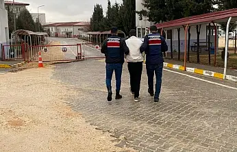 Silahlı yağma ve uyuşturucu ticaretinden 13 yıl cezayla aranan şahıs yakalandı