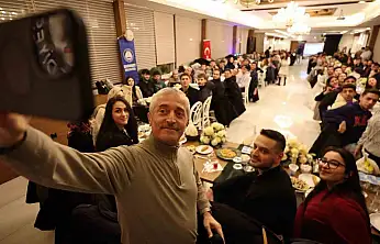 Tahmazoğlu Şahinbeyli öğrencilerle Bingöl ve Erzurum'da buluştu