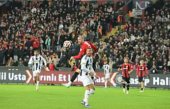 Trendyol Süper Lig: Gaziantep FK: 0 - Kasımpaşa: 0 (Maç devam ediyor)