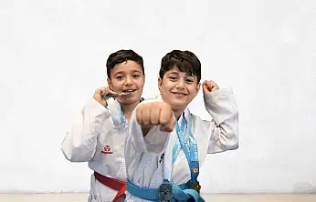 Türkiye Karate Ligi Sakarya Etabında Erdem Koleji damgası