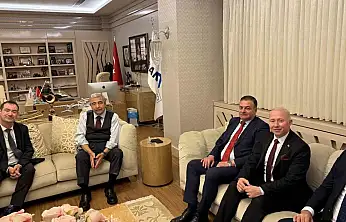 Türkiye'nin ilk serebral palsili uzay mühendisi Karakaş, Konukoğlu'nu ziyaret etti