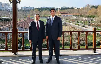 Yılmaz'dan İstanbul'da önemli temaslar