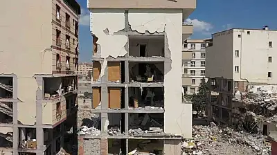 Depremin yıktığı Nurdağı küllerinden doğdu