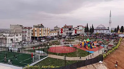Gaziantep Büyükşehir tarafından yapılan Mithat Paşa Parkı açıldı