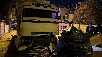 Gaziantep'te feci kaza: 2 genç hayatını kaybetti