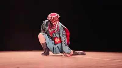 Gösteri sırasında ters hareket yapan dansçının çapraz bağları koptu