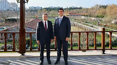 Yılmaz'dan İstanbul'da önemli temaslar