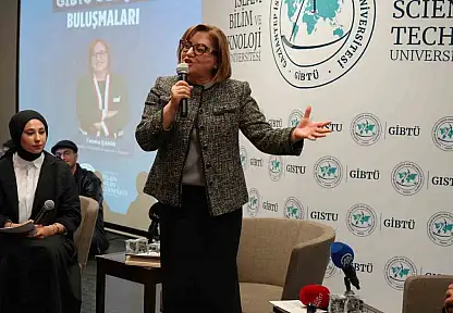 Fatma Şahin, GİBTÜ gençlik buluşmalarında öğrencilerle bir araya geldi