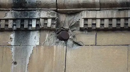 Gaziantep'te Fransız zulmünün 104 yıllık izi: Sivil halka atılan top mermisi hala duvarda duruyor