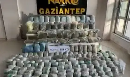 Gaziantep'te 121 kilo skunk ele geçirildi: 1 şahıs tutuklandı