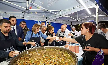 Gaziantep'te Hemşehri Dernekleri Festivali yoğun ilgi gördü