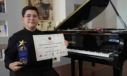 Gaziantepli 13 yaşındaki piyanist Hamit ödüllere doymuyor