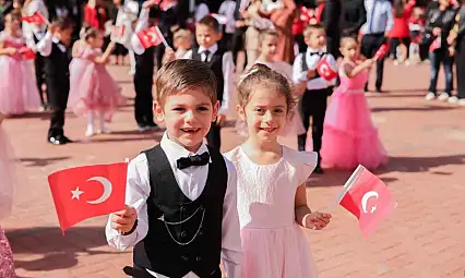 GKV'liler Cumhuriyet için yürüdü