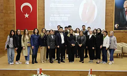 Haber Spikeri Nihan Günay, HKÜ öğrencileriyle bir araya geldi