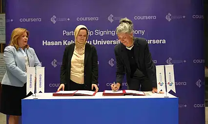 HKÜ'den uluslararasılaşma yolunda büyük bir atılım daha