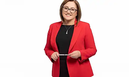 Şahin: 'Geleceğimizi aydınlatan en büyük güç öğretmenlerimizdir'