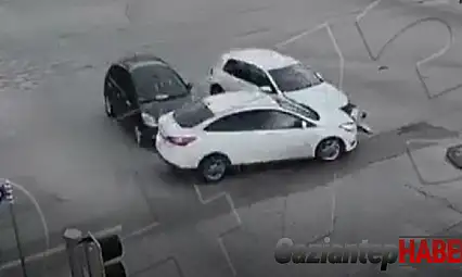 Gaziantep'te trafik kazaları kameralara yansıdı