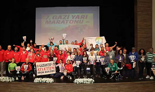 7. Gazi Yarı Maratonu'nda ödüller sahiplerini buldu