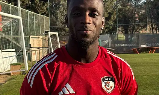Myenty Abena: 'Trabzonspor maçını kazanarak yakaladığımız havayı sürdürmek istiyoruz'