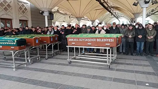 'Elvan Dalton' ismiyle tanınan ünlü şarkıcı Elvan Yılmaz son yolcuğuna uğurlandı