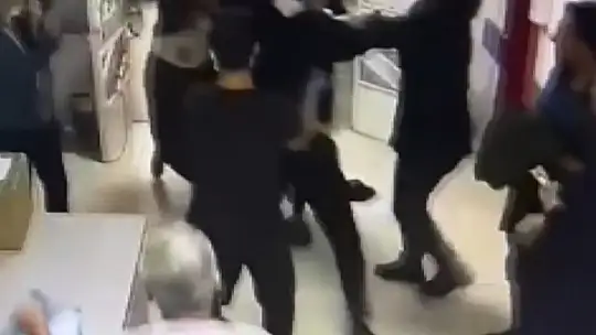 'Serum geç geldi' iddiasıyla hastanede terör estirdiler: 7 yaralı, 4 gözaltı